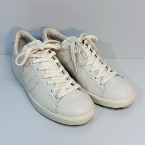 ECCO Street Lite Women's Leather Sneaker size 38/7-7.5